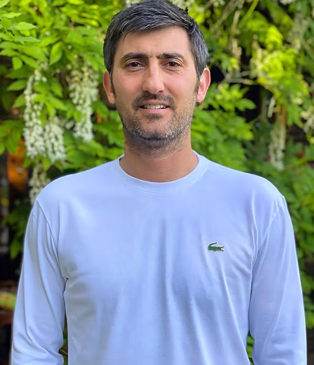 Greg Guillon, a qualified and registered osteopath, offering expert spinal care and treatments to relieve pain and improve mobility.
